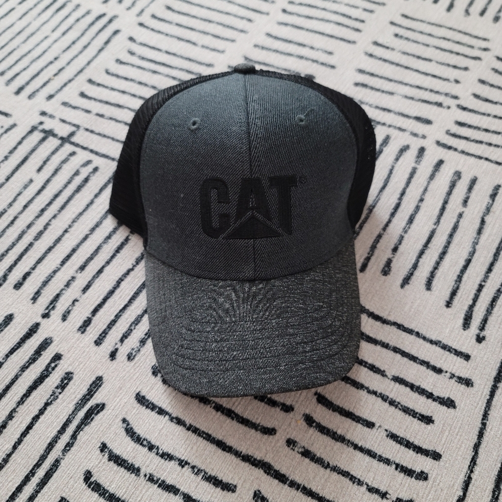 NWT CAT Trucker Cap